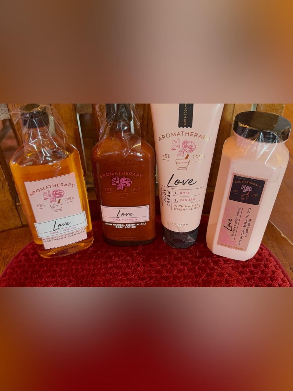 Bath & Body Works Love Rose + Vanilla 4-piece Body Set HTF Scent!! - Picture 1 of 16